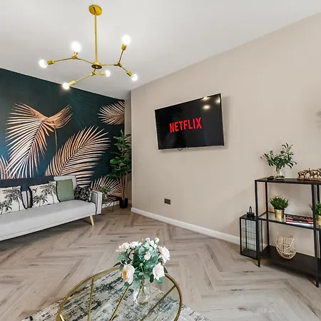 The Beautiful Grape Lane Duplex - Harbour Views Уитби