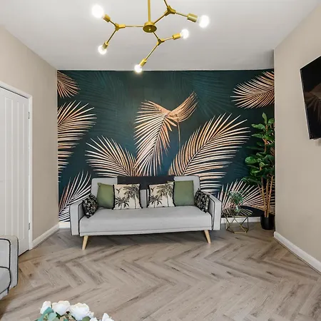 The Beautiful Grape Lane Duplex - Harbour Views דירה וויטבי